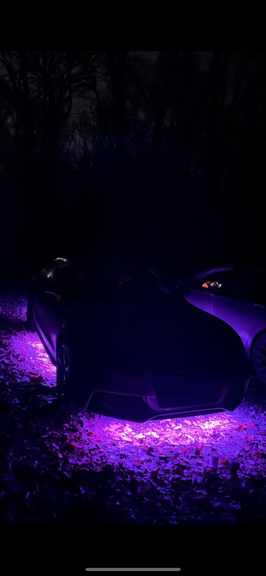 LED-Unterleuchtung im Auto